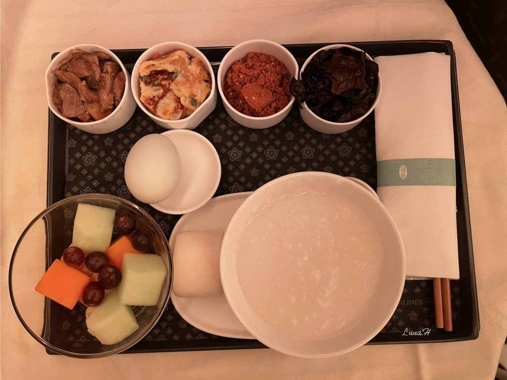 華航商務艙：飛機餐-中式早餐