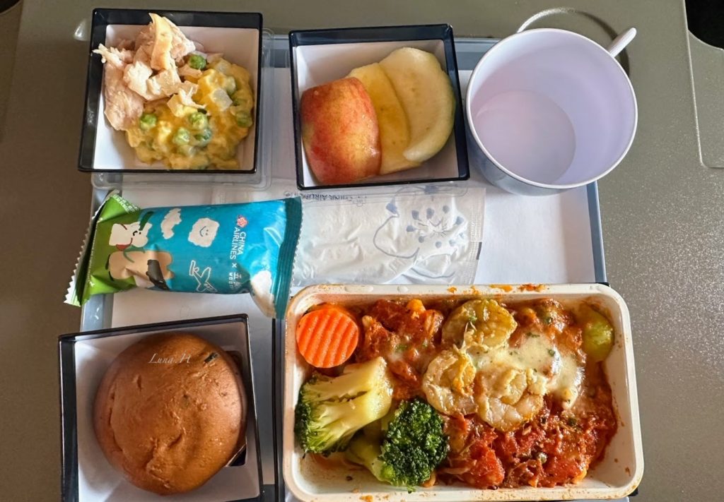 經濟艙飛機餐（桃園 - 成田）